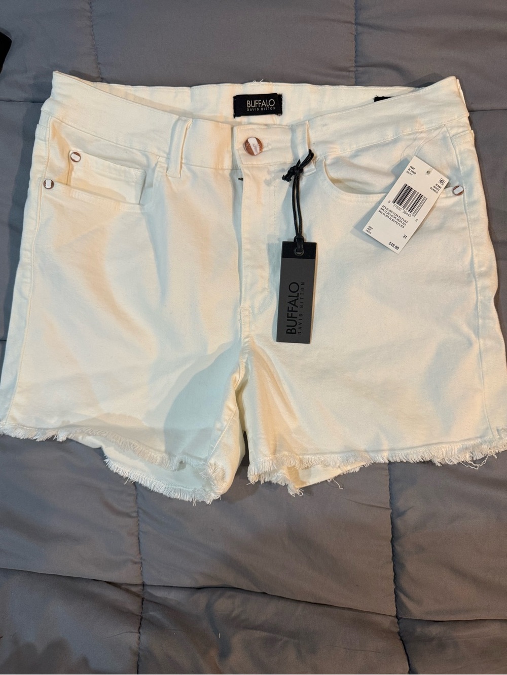 White NWT Buffalo shorts